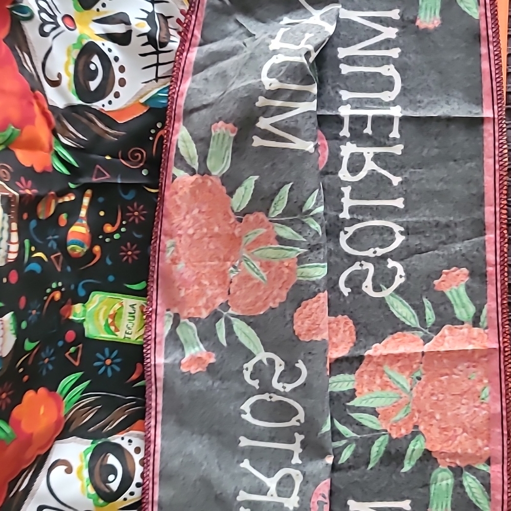 Shirt - Picture 4 of 4